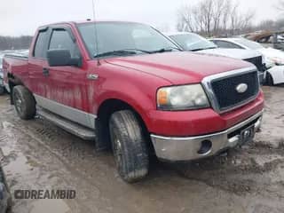 2008 Ford F-150 XLT с VIN 1FTPX14518FA91004, выставлен на аукционе IAAI как лот 41664293 с пробегом 171 860 миль миль и . История ставок и продаж доступна на DreamBid. Изображение 1.