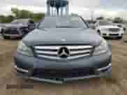 2013 Mercedes-Benz C 300 Luxury z VIN WDDGF8AB8DA791881, wystawiony jako Copart lot #87446505 z przebiegiem 304 962 mil mil oraz Czysty tytuł • Clean title. Historia ofert i sprzedaży dostępna na DreamBid. Obrazek 5.