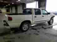 2003 Chevrolet S-10 LS с VIN 1GCDT13X73K187625, выставлен на аукционе Copart как лот 55891395 с пробегом 109 075 миль миль и Списание • Salvage title. История ставок и продаж доступна на DreamBid. Изображение 3.