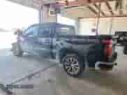 2019 Chevrolet Silverado 1500 LT z VIN 3GCPWCEK5KG213162, wystawiony jako Copart lot #82765955 z przebiegiem 111 993 mil mil oraz Szkoda całkowita • Salvage title. Historia ofert i sprzedaży dostępna na DreamBid. Obrazek 2.