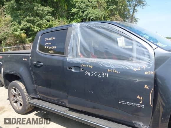 2017 Chevrolet Colorado 4WD WT with VIN 1GCGTBEN8H1271593, listed as a IAAI auction lot 42896935 with 50,727 mi miles and . Bid and sale history available at DreamBid. Image 13.