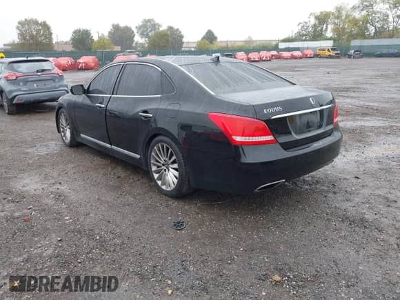 2014 Hyundai Equus Signature with VIN KMHGH4JH8EU073812, listed as a IAAI auction lot 43415154 with 54,348 mi miles and . Bid and sale history available at DreamBid. Image 3.