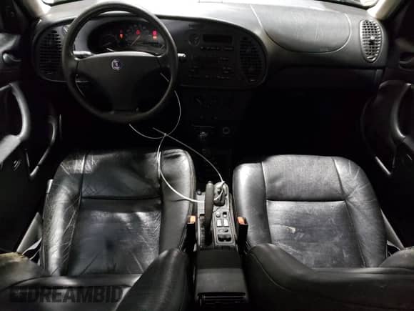 1996 Saab 900 with VIN YS3DD55B9T2035845, listed as a Copart auction lot 82911604 with 110,077 mi miles and Salvage title. Bid and sale history available at DreamBid. Image 8.
