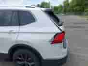 2023 Volkswagen Tiguan SE with VIN 3VVMB7AX1PM028575, listed as a IAAI auction lot 42908208 with 30,667 mi miles and . Bid and sale history available at DreamBid. Image 17.