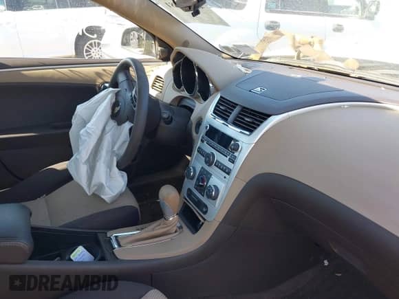 2009 Chevrolet Malibu 1LS with VIN 1G1ZG57B39F254344, listed as a IAAI auction lot 43188581 with 114,995 mi miles and . Bid and sale history available at DreamBid. Image 5.