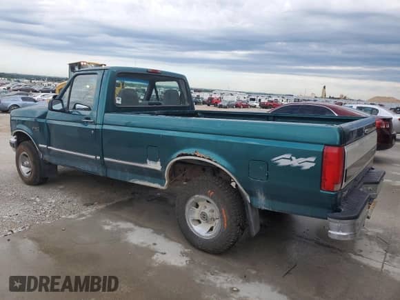 1996 Ford F-150 with VIN 1FTEF14Y8TLC16482, listed as a Copart auction lot 63334815 with 137,274 mi miles and Salvage title. Bid and sale history available at DreamBid. Image 2.