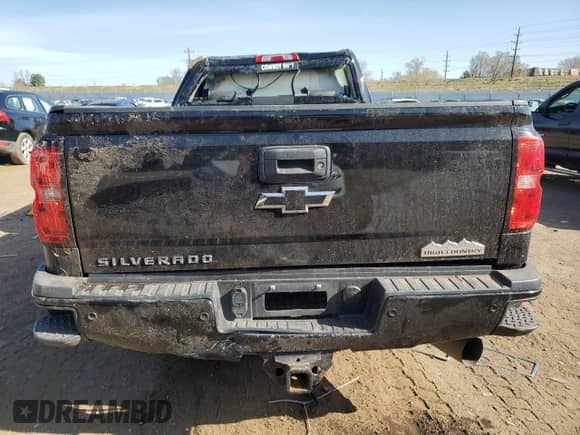 2017 Chevrolet Silverado 3500HD High Country с VIN 1GC4K1EY7HF212936, выставлен на аукционе Copart как лот 52511925 с пробегом 201 569 миль миль и Списание • Salvage title. История ставок и продаж доступна на DreamBid. Изображение 6.