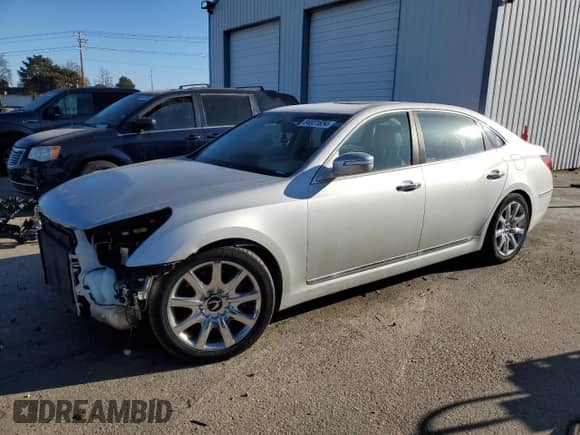 2013 Hyundai Equus Signature с VIN KMHGH4JH5DU060028, выставлен на аукционе Copart как лот 84021634 с пробегом 134 946 миль миль и Списание • Salvage title. История ставок и продаж доступна на DreamBid. Изображение 1.