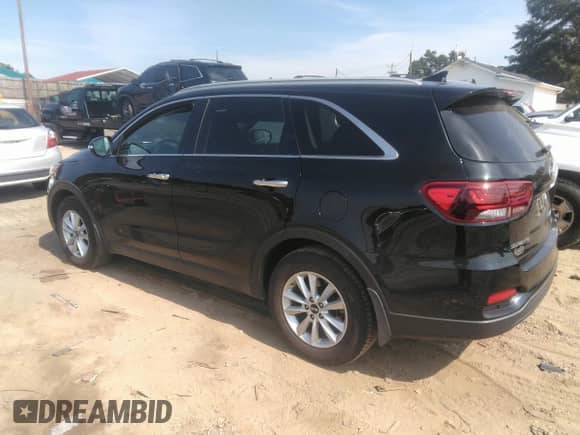 2019 Kia Sorento L с VIN 5XYPG4A34KG435692, выставлен на аукционе IAAI как лот 43222760 с пробегом 117 107 миль миль и . История ставок и продаж доступна на DreamBid. Изображение 3.