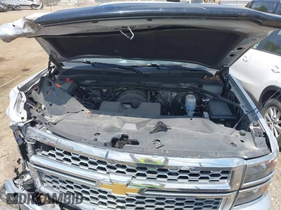 2015 Chevrolet Silverado 1500 LT z VIN 1GCVKREHXFZ431825, wystawiony jako IAAI lot #42714255 z przebiegiem 172 750 mil mil oraz . Historia ofert i sprzedaży dostępna na DreamBid. Obrazek 10.