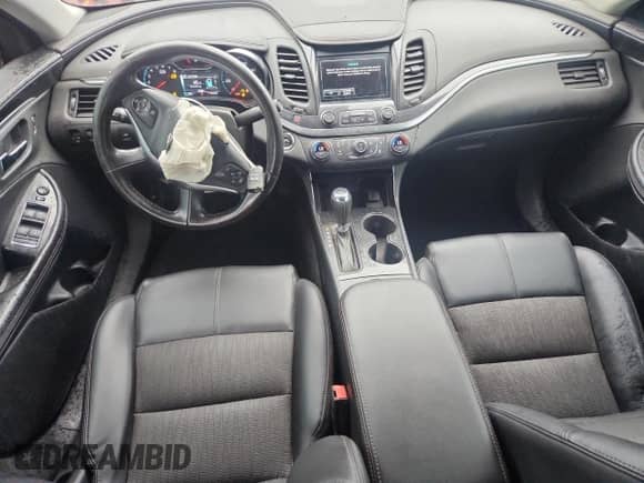 2020 Chevrolet Impala LT z VIN 1G11Z5S30LU106128, wystawiony jako Copart lot #80981475 z przebiegiem 76 399 mil mil oraz Nie do naprawy • Non repairable. Historia ofert i sprzedaży dostępna na DreamBid. Obrazek 8.