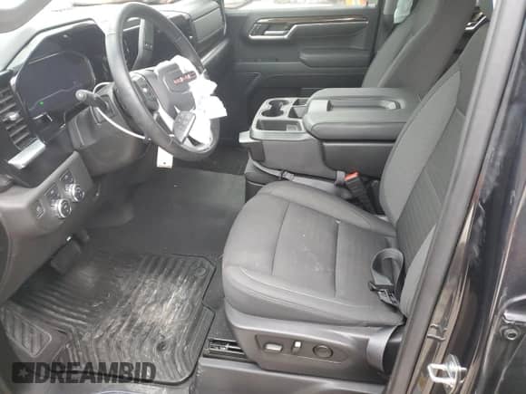 2023 GMC Sierra 1500 Elevation z VIN 1GTRUJEKXPZ274047, wystawiony jako Copart lot #82797054 z przebiegiem 22 756 mil mil oraz Szkoda całkowita • Salvage title. Historia ofert i sprzedaży dostępna na DreamBid. Obrazek 7.