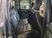 2019 Ram 1500 Laramie z VIN 1C6SRFDT5KN871267, wystawiony jako Copart lot #49915375 z przebiegiem 124 351 mil mil oraz Szkoda całkowita • Salvage title. Historia ofert i sprzedaży dostępna na DreamBid. Obrazek 10.