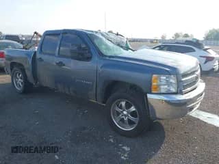 2013 Chevrolet Silverado 1500 LT с VIN 3GCPCSE09DG347662, выставлен на аукционе IAAI как лот 43137517 с пробегом 139 274 миль миль и . История ставок и продаж доступна на DreamBid. Изображение 1.