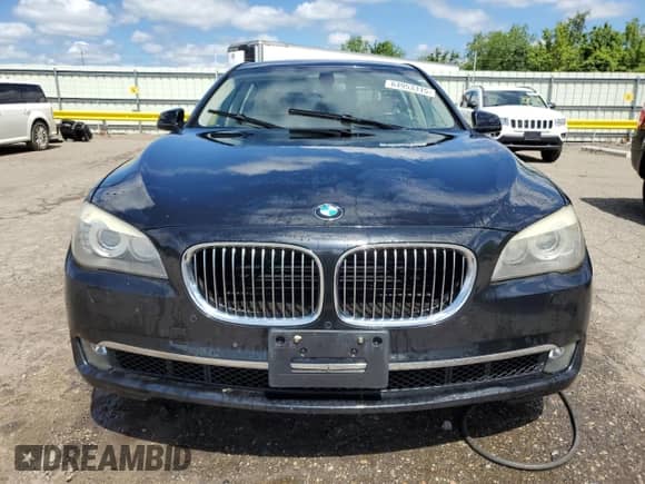 2011 BMW 7 Series 750Li xDrive z VIN WBAKC8C51BC434190, wystawiony jako Copart lot #64953315 z przebiegiem 87 676 mil mil oraz Czysty tytuł • Clean title. Historia ofert i sprzedaży dostępna na DreamBid. Obrazek 5.