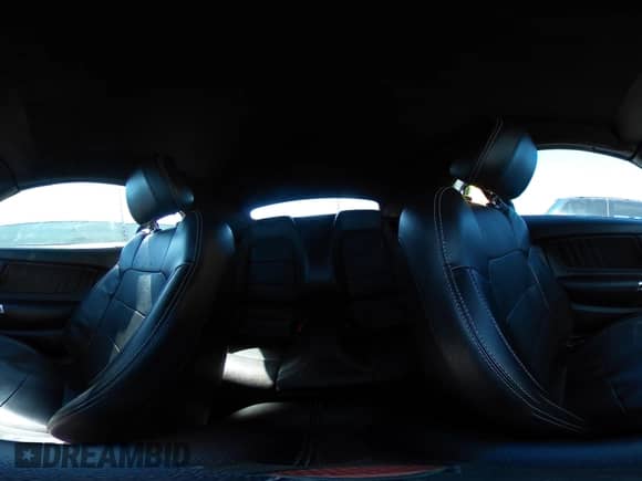 2017 Ford Mustang EcoBoost Premium с VIN 1FATP8UH9H5307646, выставлен на аукционе IAAI как лот 42926727 с пробегом 131 052 миль миль и . История ставок и продаж доступна на DreamBid. Изображение 18.