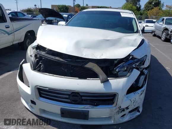 2014 Nissan Maxima S z VIN 1N4AA5AP3EC499205, wystawiony jako IAAI lot #43293358 z przebiegiem Nie podano mil oraz . Historia ofert i sprzedaży dostępna na DreamBid. Obrazek 6.