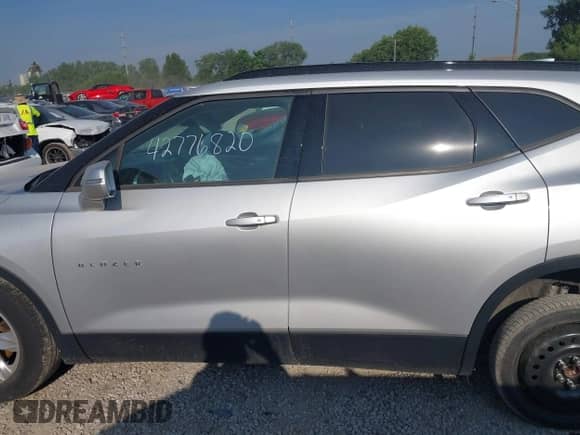 2020 Chevrolet Blazer LT with VIN 3GNKBDRS4LS642871, listed as a IAAI auction lot 42776820 with 71,826 mi miles and . Bid and sale history available at DreamBid. Image 15.