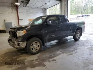 2017 Toyota Tundra SR with VIN 5TFUM5F17HX071735, listed as a Copart auction lot 56006785 with 58,911 mi miles and Salvage title. Bid and sale history available at DreamBid. Image 1.
