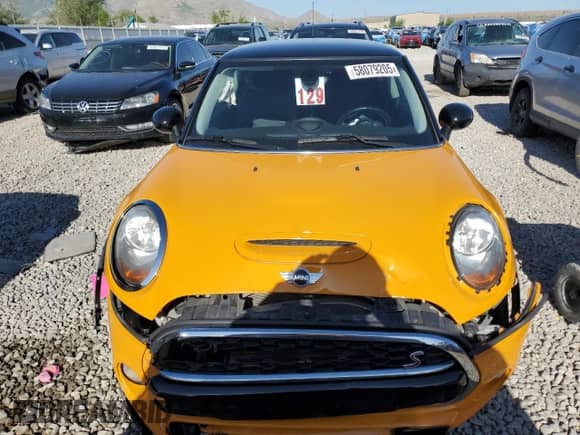 2015 MINI Hardtop S with VIN WMWXP7C51F2A36092, listed as a Copart auction lot 58079205 with 81,470 mi miles and Salvage title. Bid and sale history available at DreamBid. Image 5.