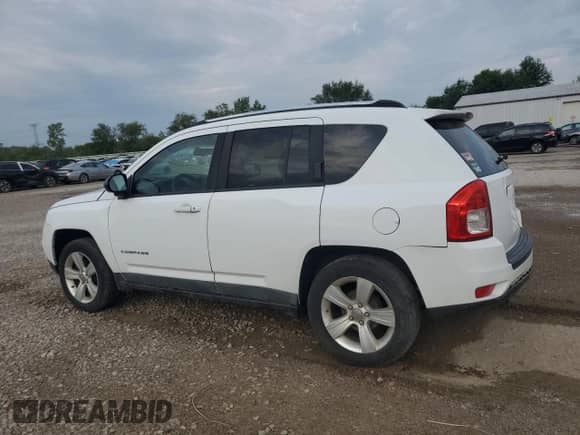 2011 Jeep Compass с VIN 1J4NT1FA5BD290521, выставлен на аукционе Copart как лот 68497485 с пробегом 124 082 миль миль и Списание • Salvage title. История ставок и продаж доступна на DreamBid. Изображение 2.