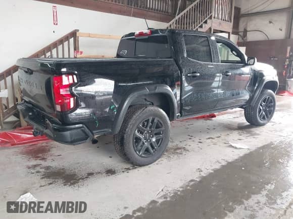 2023 Chevrolet Colorado 4WD Trail Boss с VIN 1GCPTEEK3P1261771, выставлен на аукционе IAAI как лот 42535710 с пробегом 30 000 миль миль и . История ставок и продаж доступна на DreamBid. Изображение 4.
