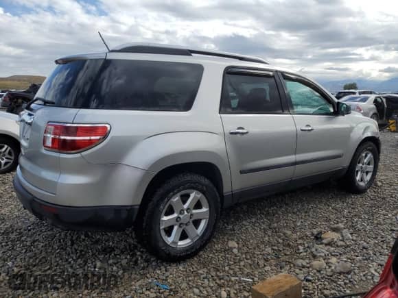 2007 Saturn Outlook XE with VIN 5GZER13767J171445, listed as a Copart auction lot 57036515 with 220,588 mi miles and Salvage title. Bid and sale history available at DreamBid. Image 3.