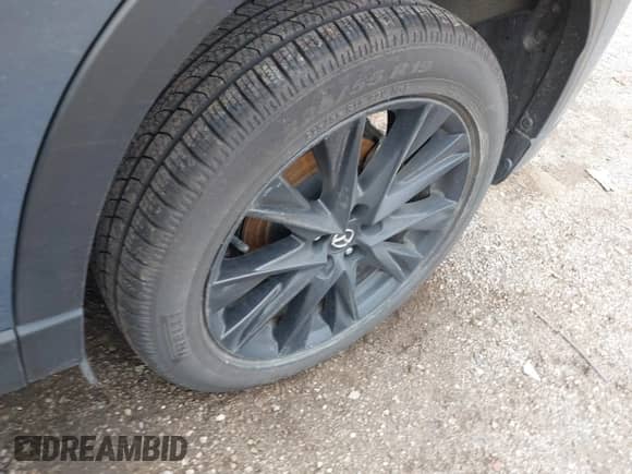 2023 Mazda CX-5 S Carbon Edition z VIN JM3KFBCM4P0142175, wystawiony jako IAAI lot #42523647 z przebiegiem 48 655 mil mil oraz . Historia ofert i sprzedaży dostępna na DreamBid. Obrazek 12.