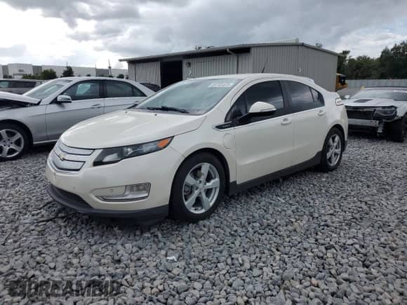 2014 Chevrolet Volt с VIN 1G1RD6E46EU155249, выставлен на аукционе Copart как лот 85765425 с пробегом 92 474 миль миль и Чистый • Clean title. История ставок и продаж доступна на DreamBid. Изображение 1.