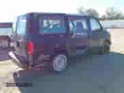 1993 Chevrolet Astro с VIN 1GNEL19W2PB135027, выставлен на аукционе IAAI как лот 43348470 с пробегом 199 627 миль миль и . История ставок и продаж доступна на DreamBid. Изображение 4.