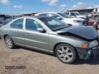 2006 Volvo S60 2.5L Turbo с VIN YV1RS592862536513, выставлен на аукционе IAAI как лот 42938365 с пробегом 103 476 миль миль и . История ставок и продаж доступна на DreamBid. Изображение 1.