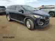 2017 Kia Sorento LX with VIN 5XYPGDA5XHG225124, listed as a Copart auction lot 53211245 with 141,244 mi miles and Clean title. Bid and sale history available at DreamBid. Image 4.