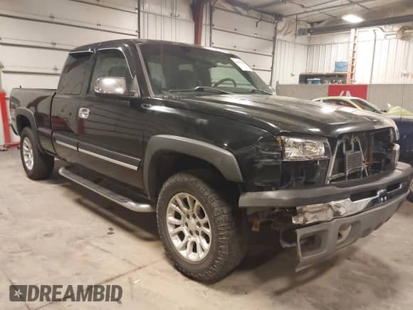 2003 Chevrolet Silverado 1500 с VIN 2GCEK19V231238686, выставлен на аукционе IAAI как лот 42107363 с пробегом 326 361 миль миль и . История ставок и продаж доступна на DreamBid. Изображение 1.