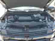 2025 Chevrolet Tahoe RST z VIN 1GNS6RRD3SR145539, wystawiony jako Copart lot #52576175 z przebiegiem 3 578 mil mil oraz Szkoda całkowita • Salvage title. Historia ofert i sprzedaży dostępna na DreamBid. Obrazek 12.