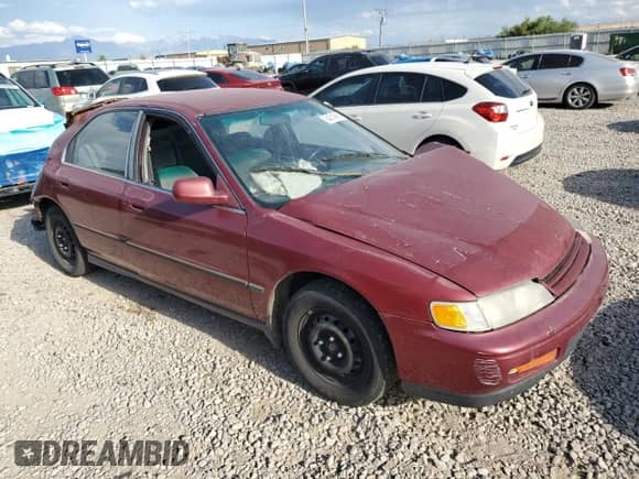 1995 Honda Accord LX with VIN 1HGCD5631SA126396, listed as a Copart auction lot 64218685 with 113,279 mi miles and Non repairable. Bid and sale history available at DreamBid. Image 4.