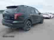 2013 Ford Explorer Sport z VIN 1FM5K8GT1DGC37748, wystawiony jako IAAI lot #40051130 z przebiegiem 179 793 mil mil oraz . Historia ofert i sprzedaży dostępna na DreamBid. Obrazek 4.