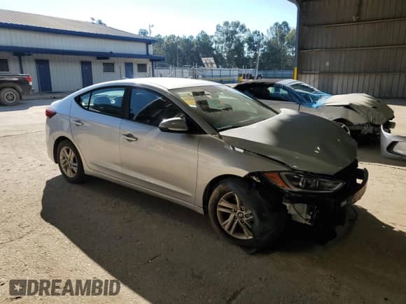 2018 Hyundai Elantra SEL z VIN 5NPD84LF2JH255934, wystawiony jako Copart lot #86877335 z przebiegiem 113 136 mil mil oraz Szkoda całkowita • Salvage title. Historia ofert i sprzedaży dostępna na DreamBid. Obrazek 4.