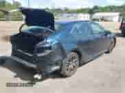 2021 Toyota Camry SE Nightshade z VIN 4T1G11AKXMU523439, wystawiony jako IAAI lot #43122074 z przebiegiem 66 261 mil mil oraz . Historia ofert i sprzedaży dostępna na DreamBid. Obrazek 4.