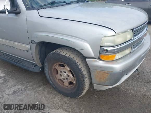 2004 Chevrolet Suburban LT с VIN 3GNFK16Z94G281319, выставлен на аукционе IAAI как лот 42978931 с пробегом Не указан миль и . История ставок и продаж доступна на DreamBid. Изображение 6.