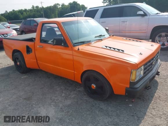 1985 Chevrolet S-10 with VIN 1GCCS14B9F2186322, listed as a IAAI auction lot 42398072 with 526 mi miles and . Bid and sale history available at DreamBid. Image 1.