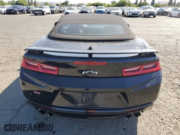 2018 Chevrolet Camaro 2SS z VIN 1G1FH3D73J0103533, wystawiony jako Copart lot #57606025 z przebiegiem 102 746 mil mil oraz Szkoda całkowita • Salvage title. Historia ofert i sprzedaży dostępna na DreamBid. Obrazek 6.