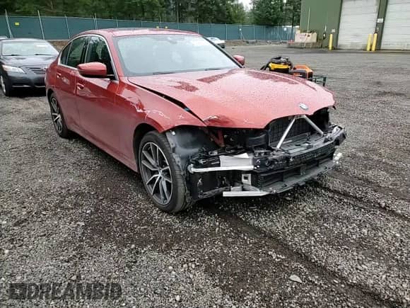 2021 BMW 3 Series 330e xDrive z VIN 3MW5P9J06M8B90884, wystawiony jako Copart lot #50043555 z przebiegiem 9 994 mil mil oraz Szkoda całkowita • Salvage title. Historia ofert i sprzedaży dostępna na DreamBid. Obrazek 10.