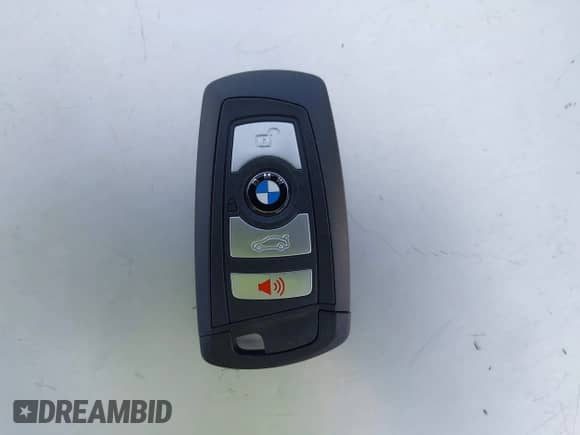 2015 BMW 5 Series 550i с VIN WBAKN9C50FD961640, выставлен на аукционе IAAI как лот 42575540 с пробегом 159 024 миль миль и . История ставок и продаж доступна на DreamBid. Изображение 11.