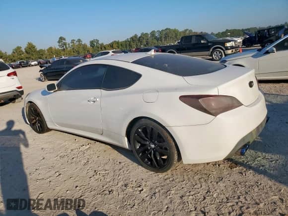 2013 Hyundai Genesis Coupe Premium with VIN KMHHT6KDXDU081984, listed as a Copart auction lot 86670935 with 135,302 mi miles and Clean title. Bid and sale history available at DreamBid. Image 2.