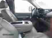 2009 Chevrolet Silverado 3500HD с VIN 1GCHC79K69E151898, выставлен на аукционе IAAI как лот 41489796 с пробегом 222 025 миль миль и . История ставок и продаж доступна на DreamBid. Изображение 5.