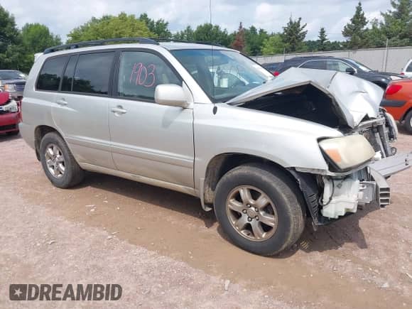 2004 Toyota Highlander with VIN JTEGP21AX40014597, listed as a IAAI auction lot 42941903 with 255,515 mi miles and . Bid and sale history available at DreamBid. Image 1.