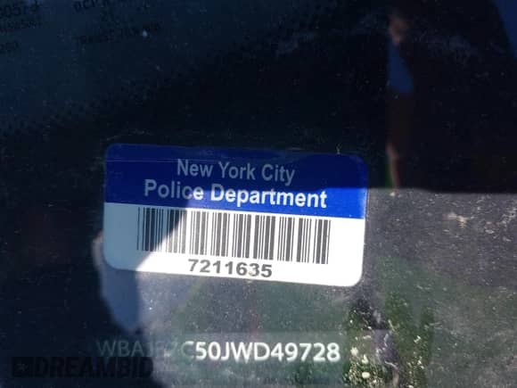 2018 BMW 5 Series 540i xDrive с VIN WBAJE7C50JWD49728, выставлен на аукционе IAAI как лот 42304651 с пробегом Не указан миль и . История ставок и продаж доступна на DreamBid. Изображение 17.