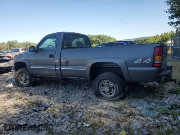 1995 Chevrolet Silverado 2500 с VIN N0V1NF0UND, выставлен на аукционе Copart как лот 41785305 с пробегом Не указан миль и На запчасти • Non repairable. История ставок и продаж доступна на DreamBid. Изображение 2.