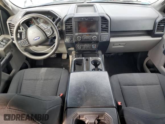 2019 Ford F-150 XLT with VIN 1FTEW1EPXKFA48640, listed as a Copart auction lot 81245545 with 142,469 mi miles and Salvage title. Bid and sale history available at DreamBid. Image 8.