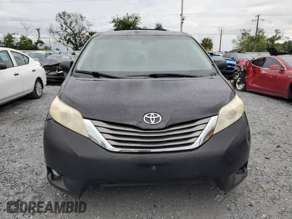 2014 Toyota Sienna Limited с VIN 5TDDK3DC8ES092545, выставлен на аукционе Copart как лот 71928865 с пробегом 663 936 миль миль и Чистый • Clean title. История ставок и продаж доступна на DreamBid. Изображение 5.